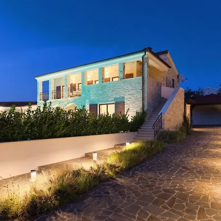 Dubravka In Istria For 11 People - Pet Friendly With 70 M2 Private Pool *