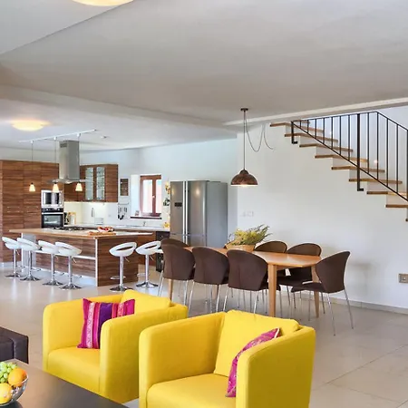 Dubravka In Istria For 11 People - Pet Friendly With 70 M2 Private Pool