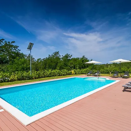 Dubravka In Istria For 11 People - Pet Friendly With 70 M2 Private Pool